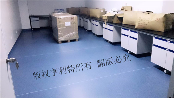 91免费视频网站建設時對實驗台安全間距要求有哪些？